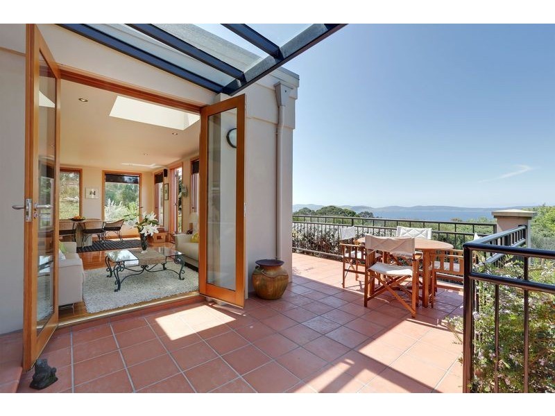 226 Channel Highway, Taroona TAS 7053