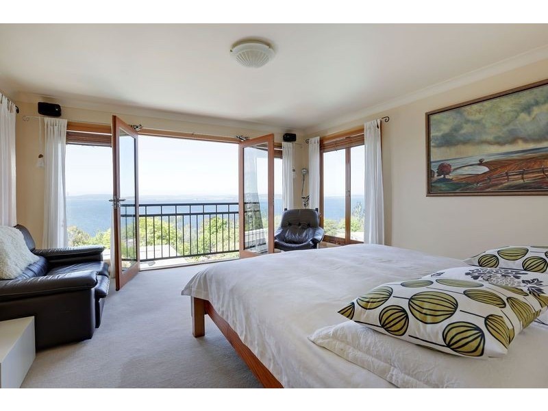 226 Channel Highway, Taroona TAS 7053