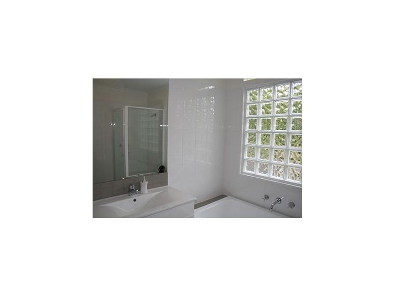 1/3 Atunga Street, Taroona TAS 7053