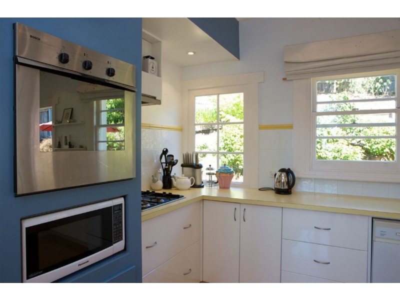10 Norfolk Crescent, Sandy Bay TAS 7005
