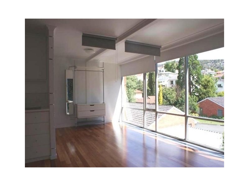 6/1 Plimsoll Place, Sandy Bay TAS 7005