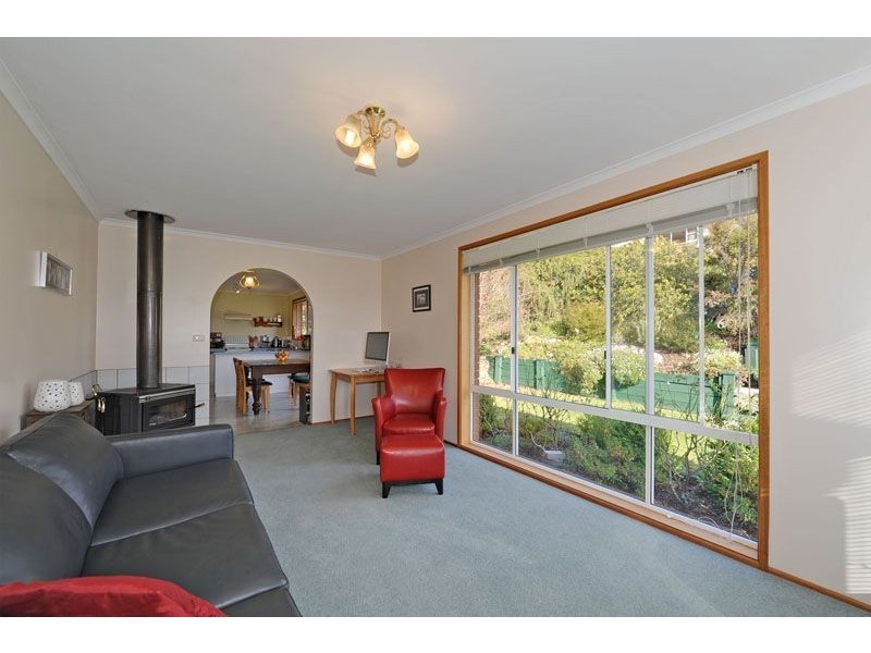 15 Nayuka Street, Geilston Bay TAS 7015