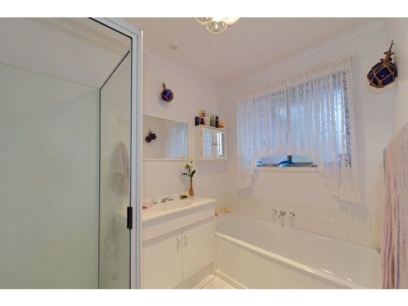 2/148 Abbotsfield Road, Claremont TAS 7011