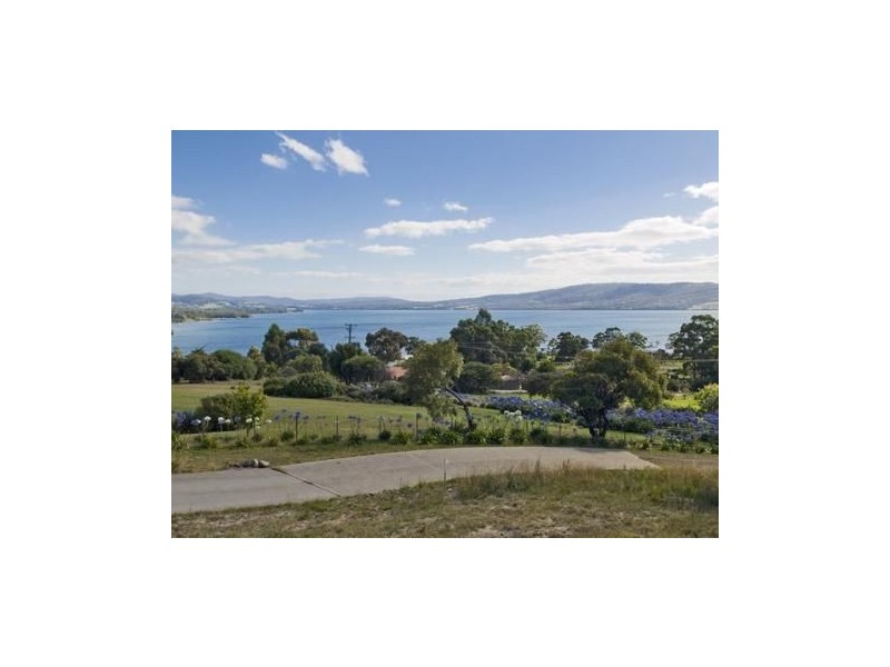 114 Old Station Road, Coningham TAS 7054
