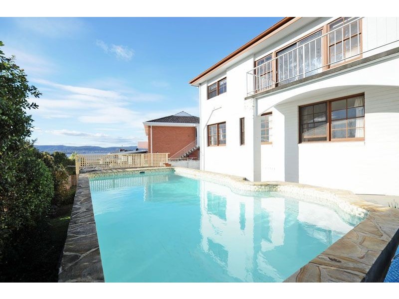 11 Manresa Court, Sandy Bay TAS 7005