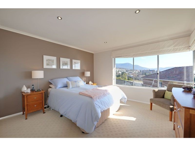 21A Nile Avenue, Sandy Bay TAS 7005