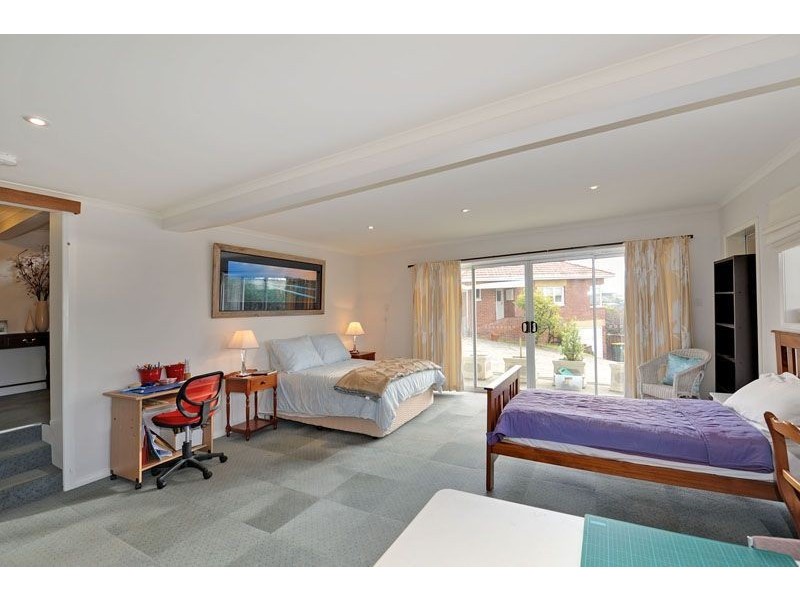 21A Nile Avenue, Sandy Bay TAS 7005