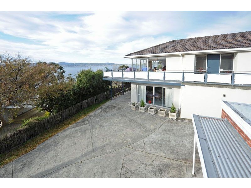 21A Nile Avenue, Sandy Bay TAS 7005