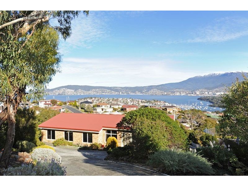 7 Mercedes Place, Bellerive TAS 7018