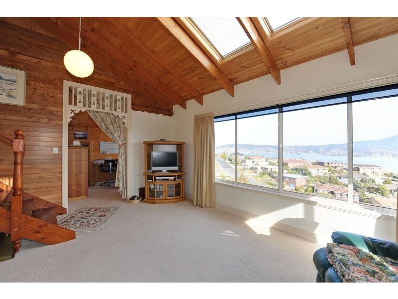 7 Mercedes Place, Bellerive TAS 7018
