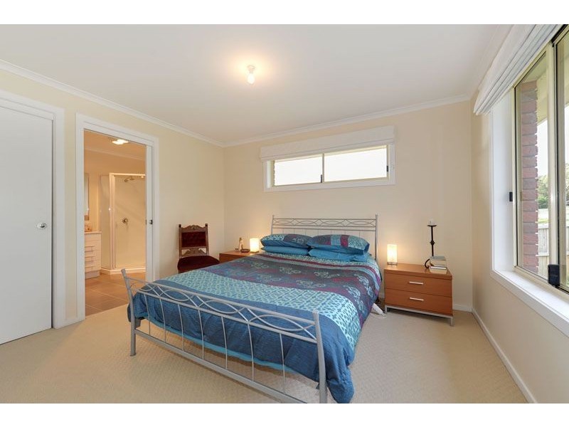 5 Fenton Court, Howden TAS 7054