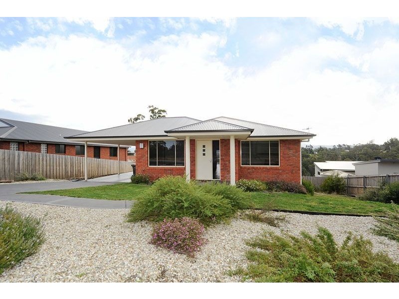 5 Fenton Court, Howden TAS 7054