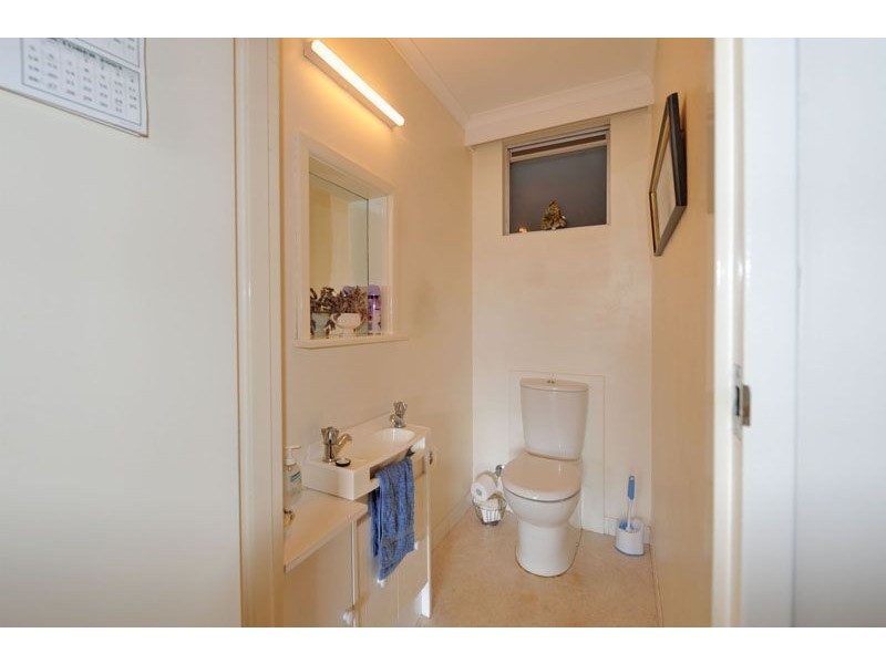 1/1 Hatton Gardens, Sandy Bay TAS 7005