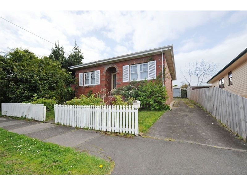 24 Nelson Road, Sandy Bay TAS 7005