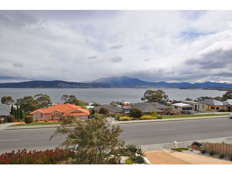 550 Oceana Drive, Howrah TAS 7018 Harcourts Hobart Sandy Bay