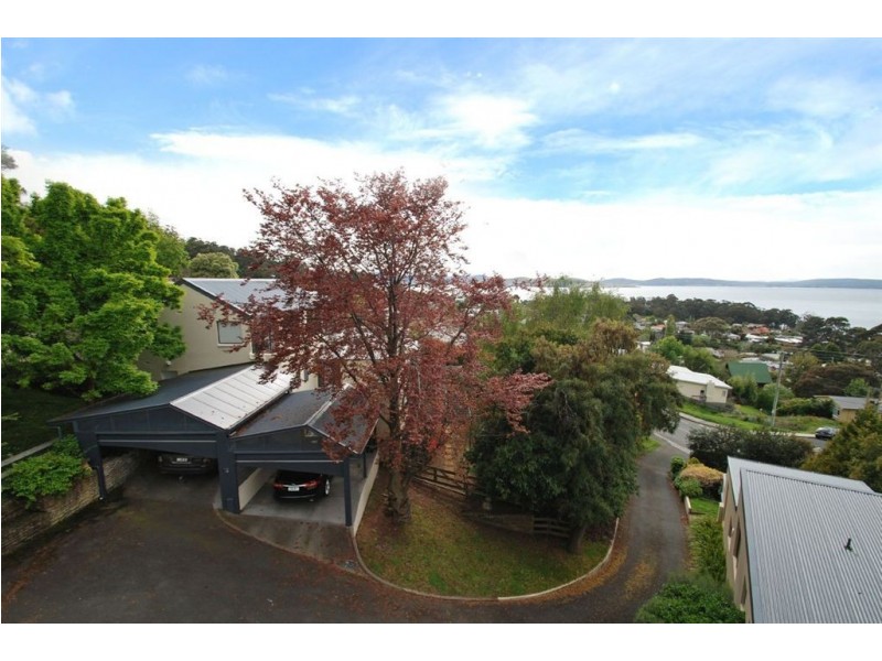 231 Channel Highway, Taroona TAS 7053