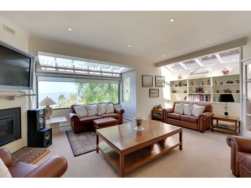 231 Channel Highway, Taroona TAS 7053
