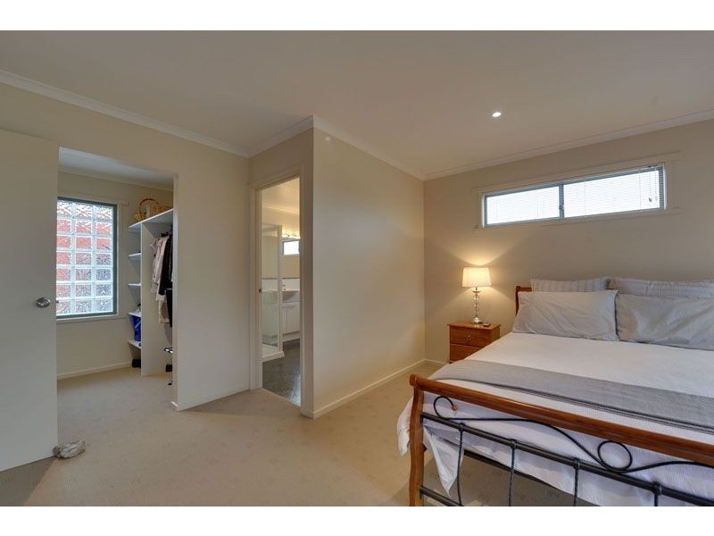 5/18 Meredith  Court, Swansea TAS 7190