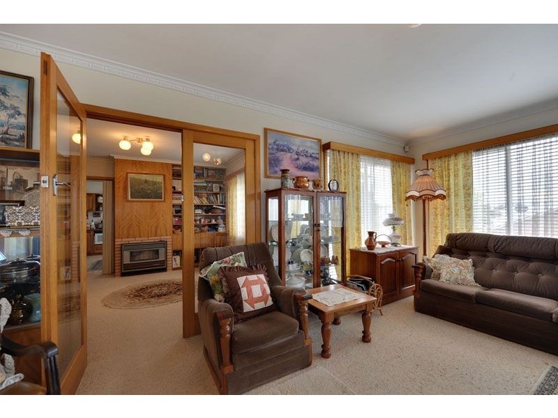 5 Edwin Place, Austins Ferry TAS 7011