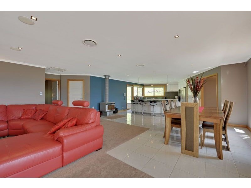 15 Yellow Brick Road, Old Beach TAS 7017