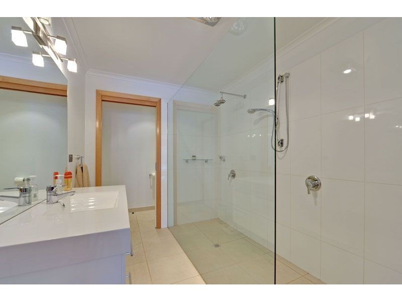 15 Yellow Brick Road, Old Beach TAS 7017