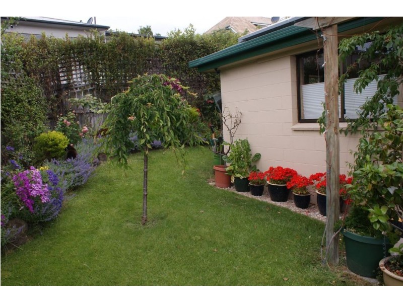 2/30 Easton Avenue, West Moonah TAS 7009