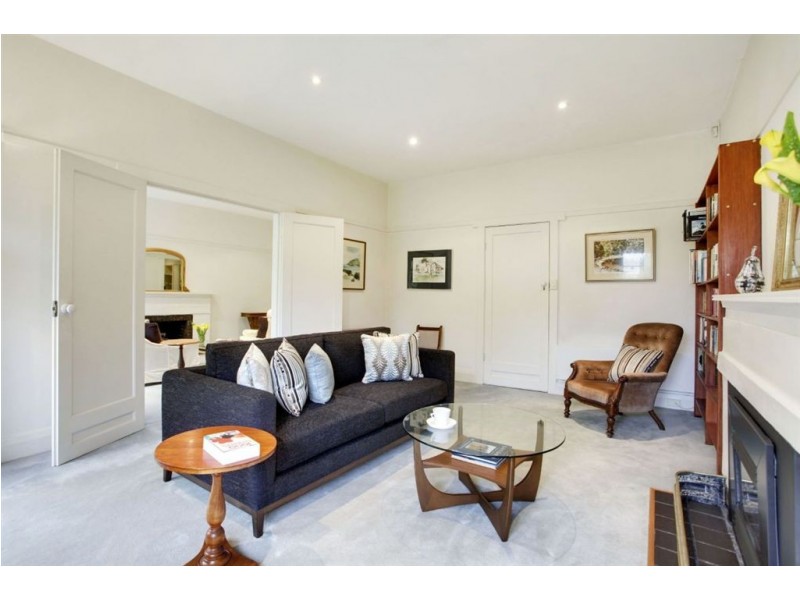 7 Nutgrove Avenue, Sandy Bay TAS 7005