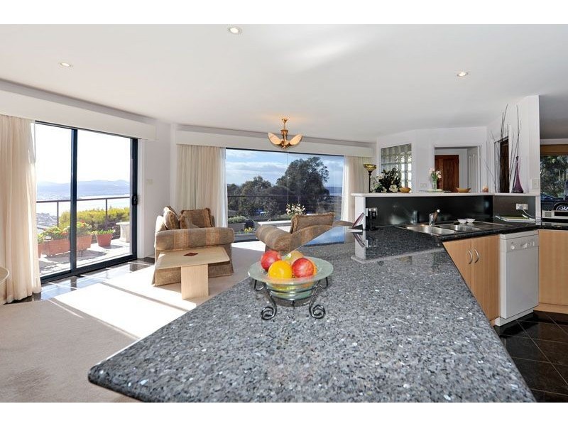 9 Woodridge Place, Tolmans Hill TAS 7007