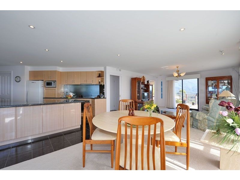 9 Woodridge Place, Tolmans Hill TAS 7007