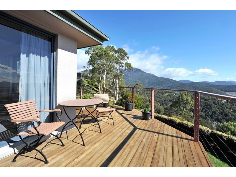 9 Woodridge Place, Tolmans Hill TAS 7007