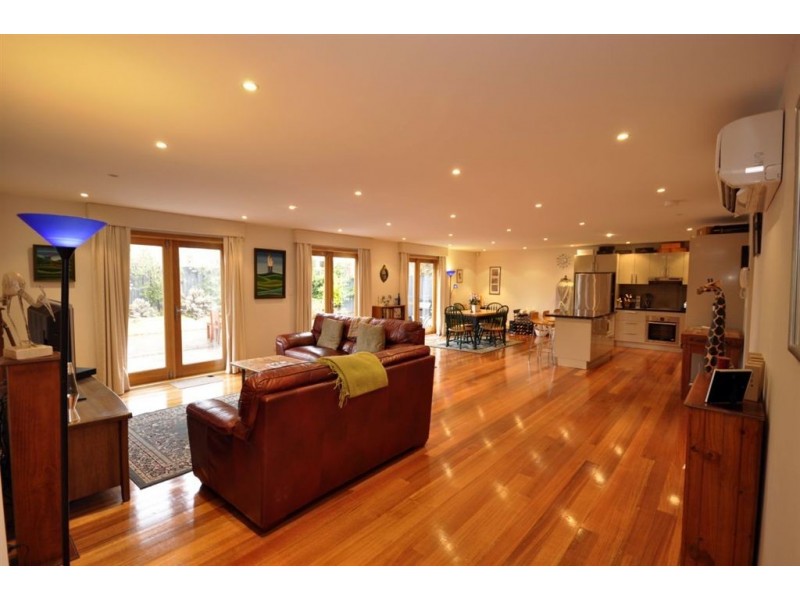 17 Forster Street, New Town TAS 7008