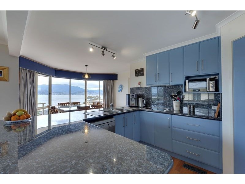 550 Oceana Drive, Tranmere TAS 7018