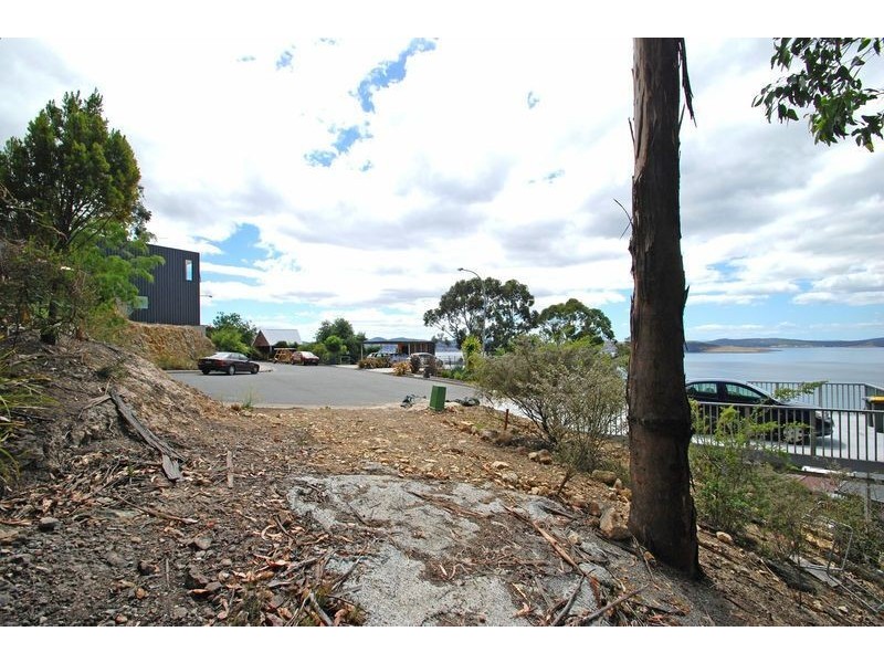 28 Earlwood Court, Taroona TAS 7053
