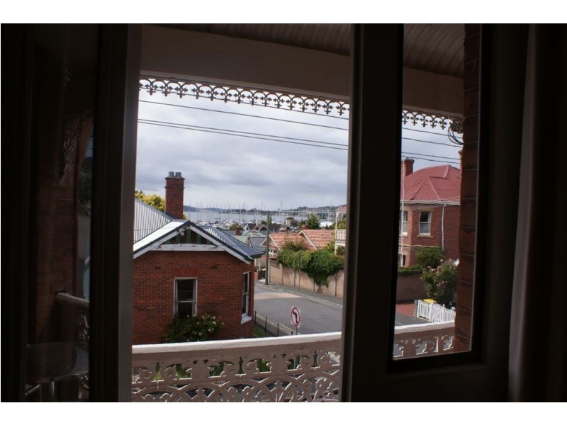 26 Nixon Street, Sandy Bay TAS 7005