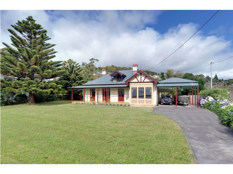 37 Osborne Esplanade, Kingston Beach TAS 7050
