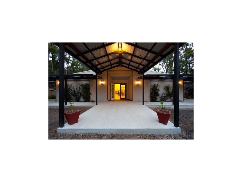 42 Manuka Road, Oyster Cove TAS 7150