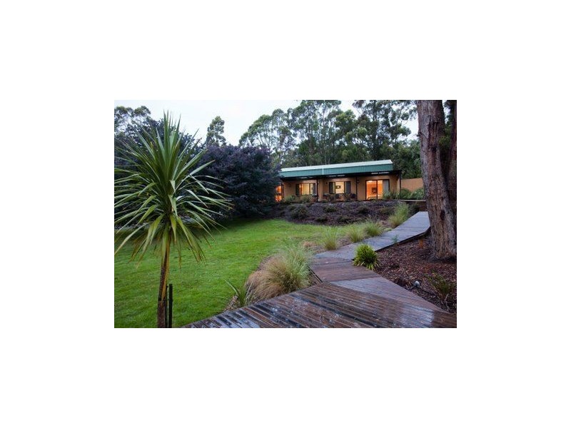 42 Manuka Road, Oyster Cove TAS 7150