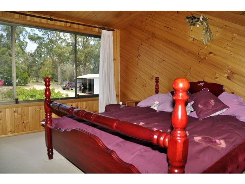 313 Gwandalan Road, Sloping Main TAS 7186