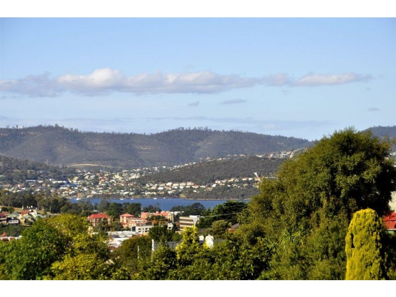 4 Blackwood Avenue, West Hobart TAS 7000