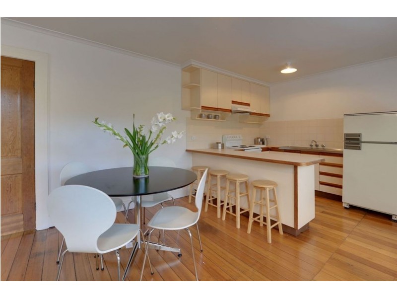 1 Randall Street, Sandy Bay TAS 7005