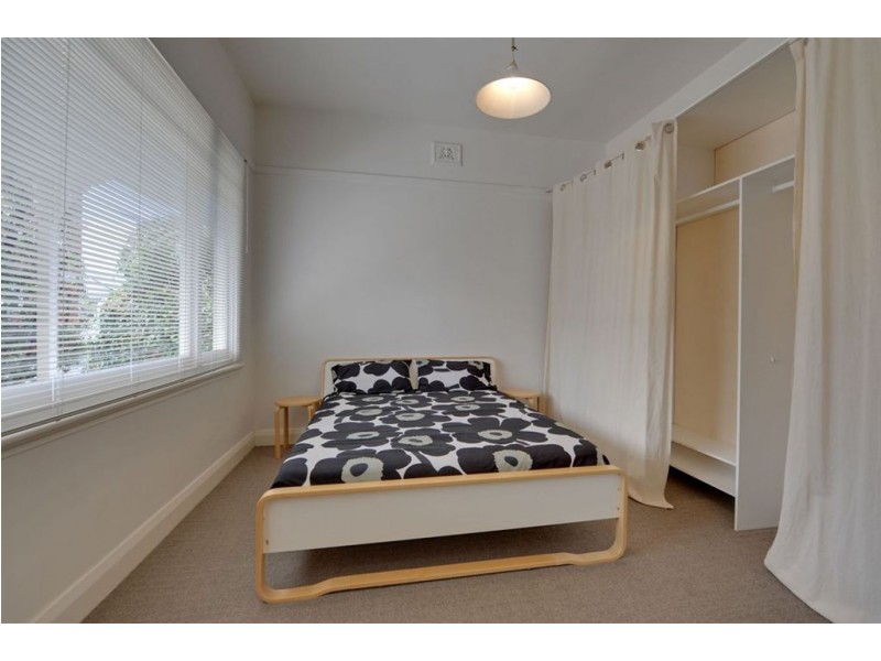 1 Randall Street, Sandy Bay TAS 7005