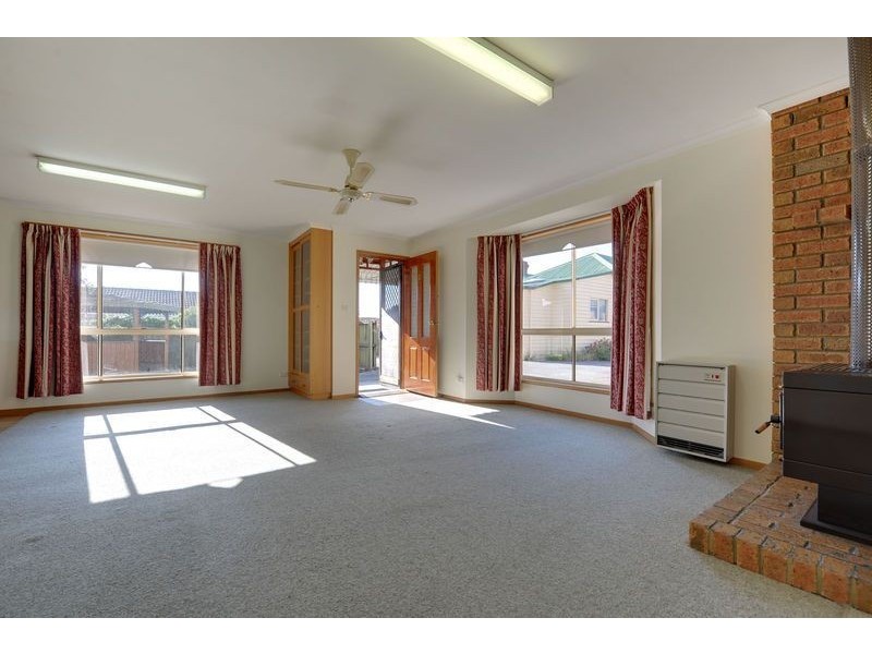 2/30 Philip Avenue, Montrose TAS 7010