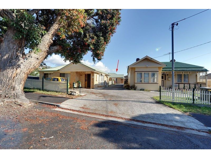 2/30 Philip Avenue, Montrose TAS 7010