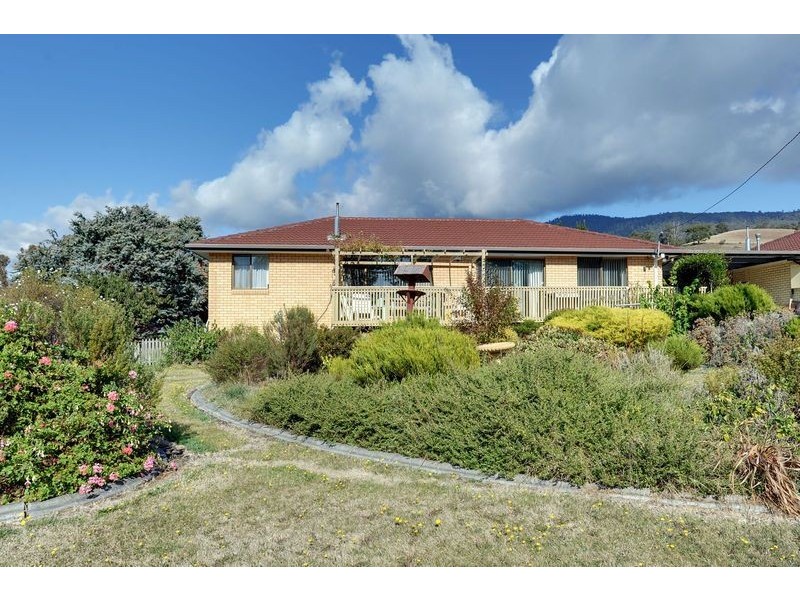 1/7 Gillies Road, Claremont TAS 7011