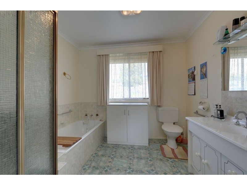 1/7 Gillies Road, Claremont TAS 7011