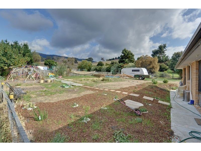 2/9 Gillies Road, Claremont TAS 7011