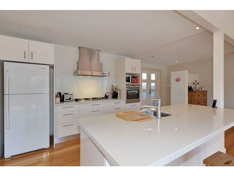 18 Swanston Street, New Town TAS 7008