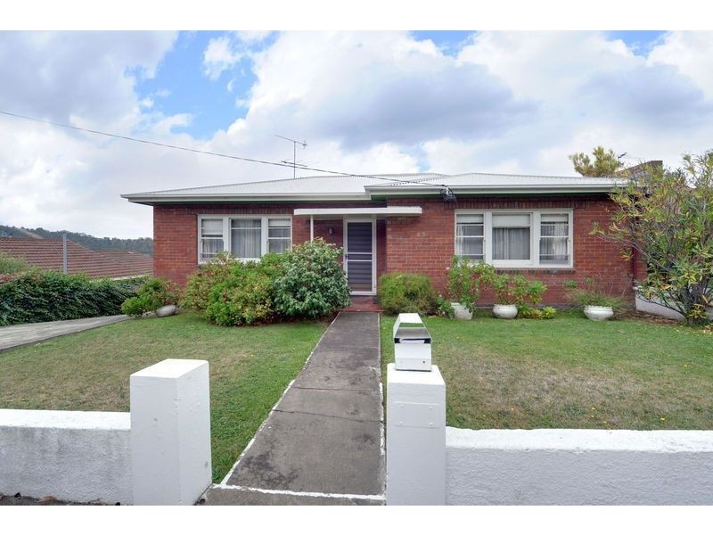 63 Doyle Avenue, Lenah Valley TAS 7008