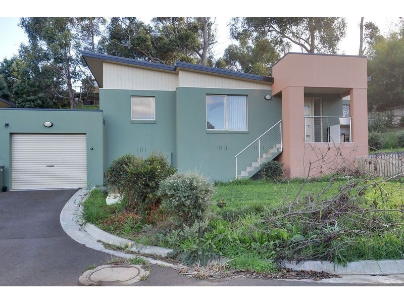 5/46 Willowbend Road, Kingston TAS 7050