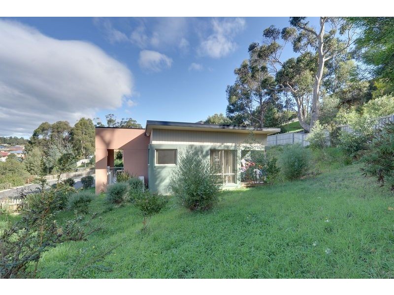 5/46 Willowbend Road, Kingston TAS 7050